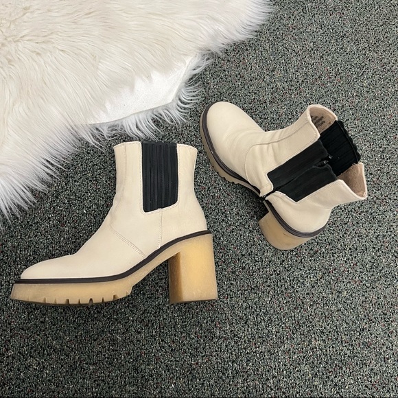 FREE PEOPLE Bone White Cream & Black Leather James Chelsea Chunky Heeled Boot 9 - Picture 13 of 16
